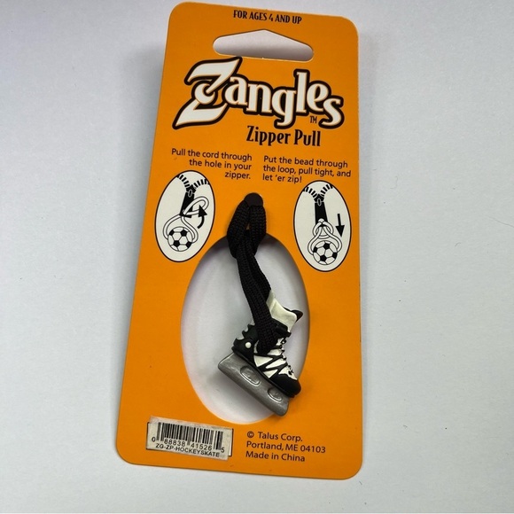 Zangles • NWT Hockey Skate Zipper Pull - Picture 2 of 2